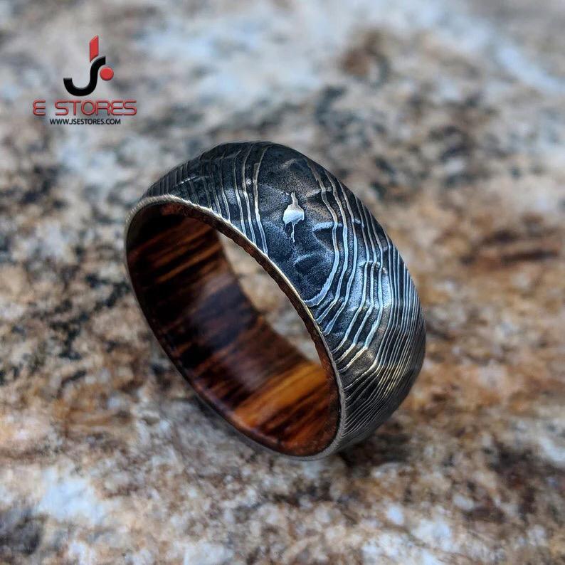 Fashionable ring for Men